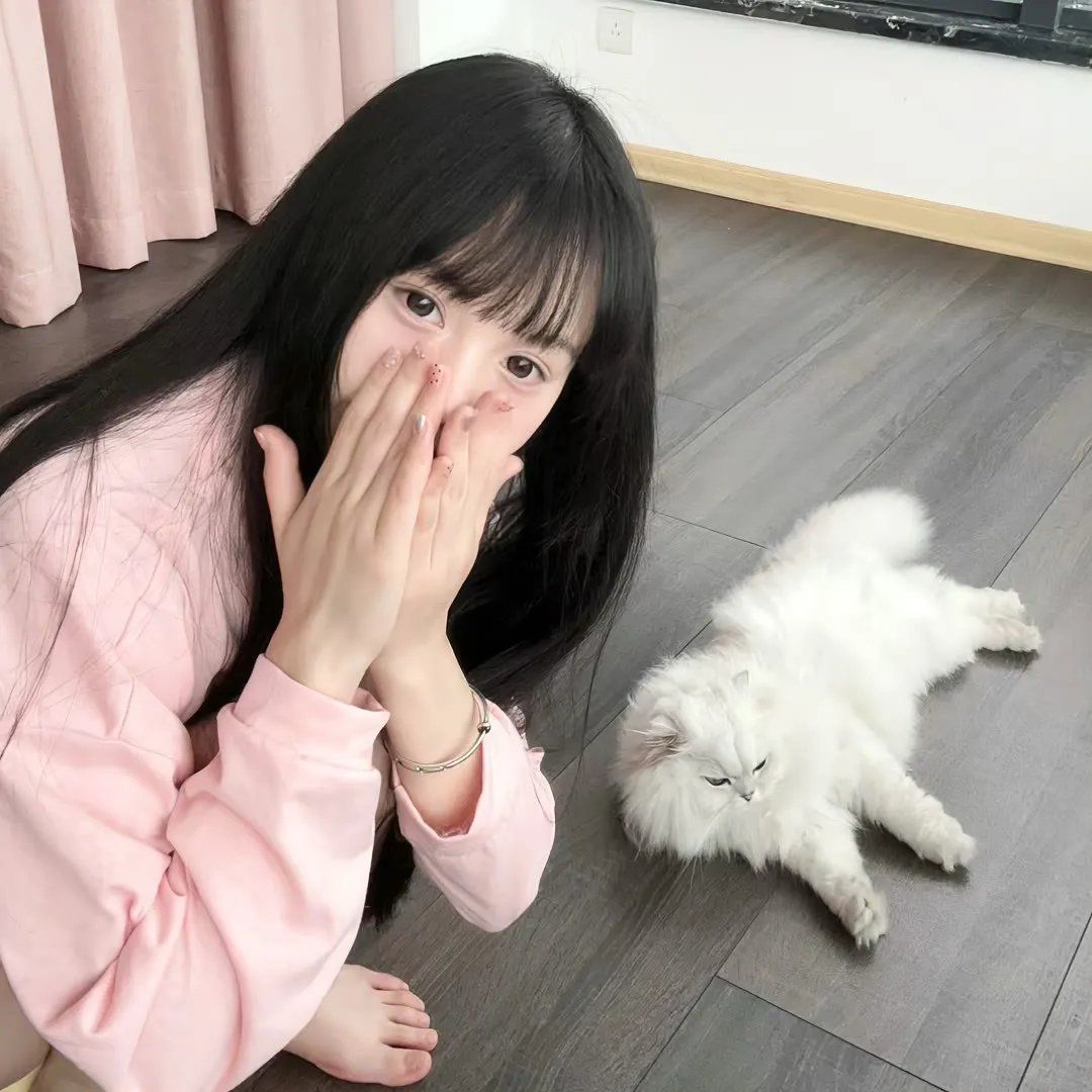 暗红